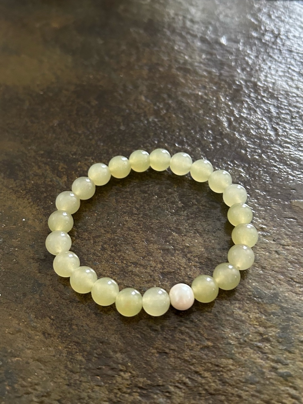 Lemon Jade Beaded Stretch Bracelet with Real Fresh Water Pearl Accent Bead